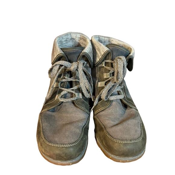 Chaco Barbary gray boots ankle booties Chukka Hiking shoes Women's size 11 - Picture 3 of 5